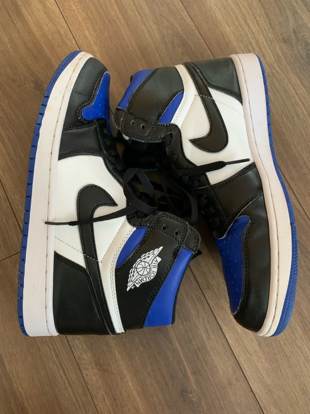 Nike Air Jordan 1 Retro High OG ‘Royal Toe’ Men’s size 11 sneakers - Picture 12 of 13